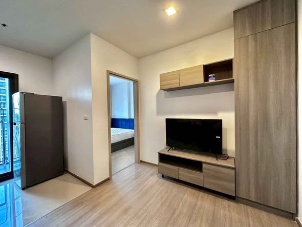 bedroom and room interior of THE BASE Phetchaburi-Thonglor เดอะ เบส เพชรบุรี – ทองหล่อ