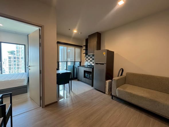 bedroom and room interior of THE BASE Phetchaburi-Thonglor เดอะ เบส เพชรบุรี – ทองหล่อ