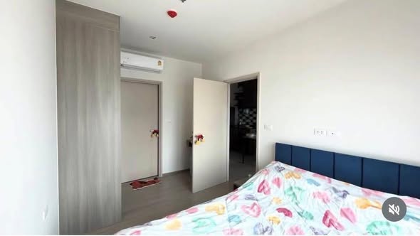 bedroom and room interior of THE BASE Phetchaburi-Thonglor เดอะ เบส เพชรบุรี – ทองหล่อ