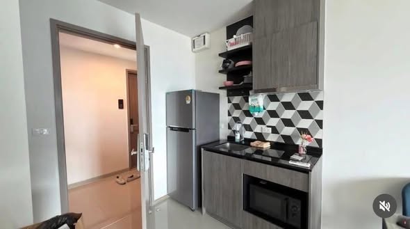THE BASE Phetchaburi-Thonglor เดอะ เบส เพชรบุรี – ทองหล่อ