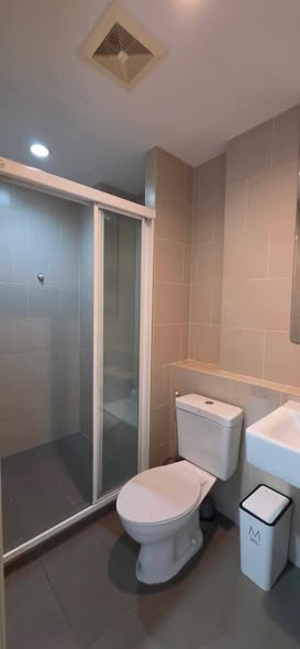 bathroom of THE BASE Rama 9-Ramkhamhaeng