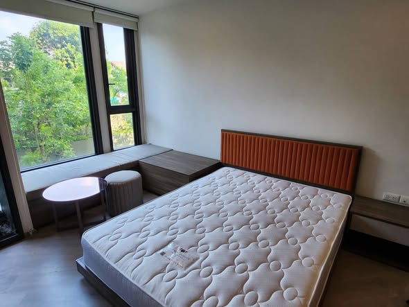 bedroom of THE BASE Saphanmai