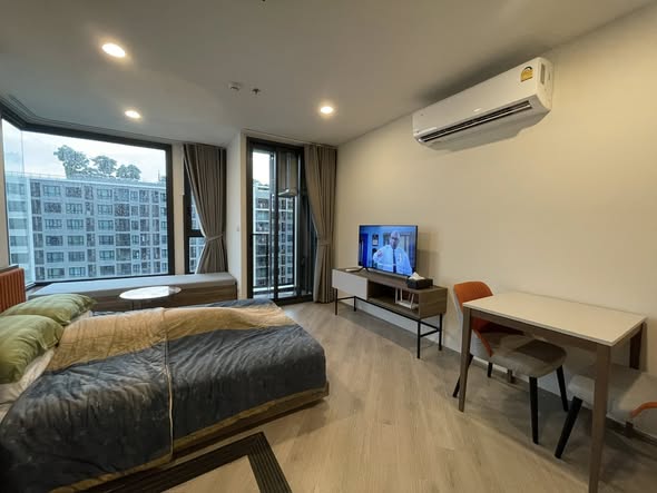 bedroom of THE BASE Saphanmai