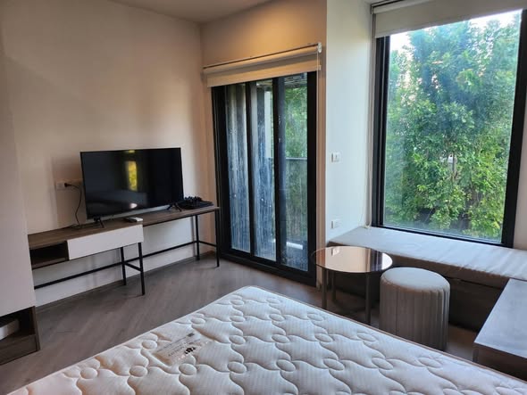 bedroom of THE BASE Saphanmai
