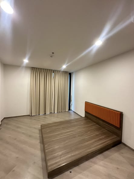 room interior of THE BASE Saphanmai