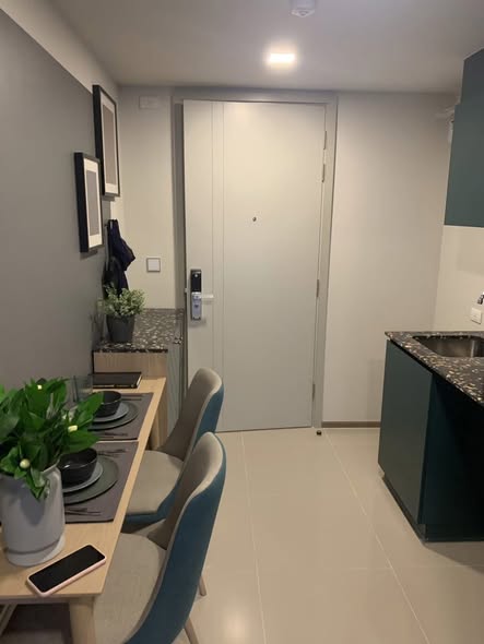 bathroom of THE BASE Sukhumvit 50