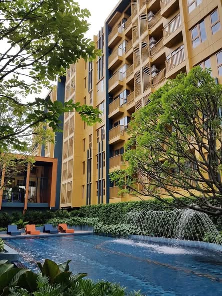 THE BASE Sukhumvit 50