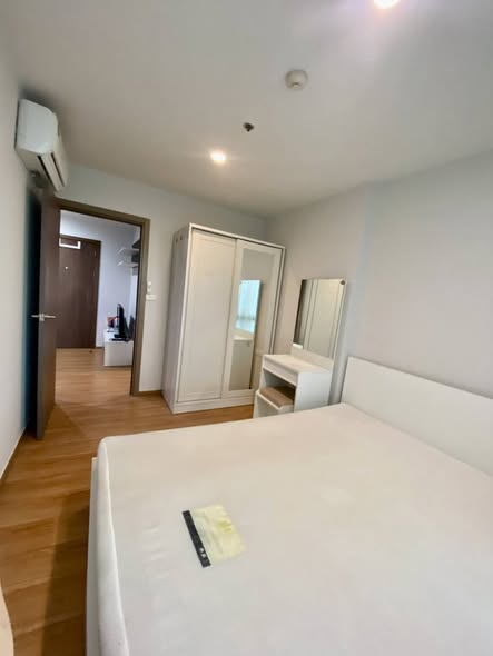 bedroom of THE BASE Sukhumvit 77