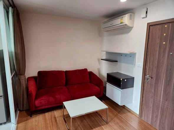 bedroom of THE BASE Sukhumvit 77