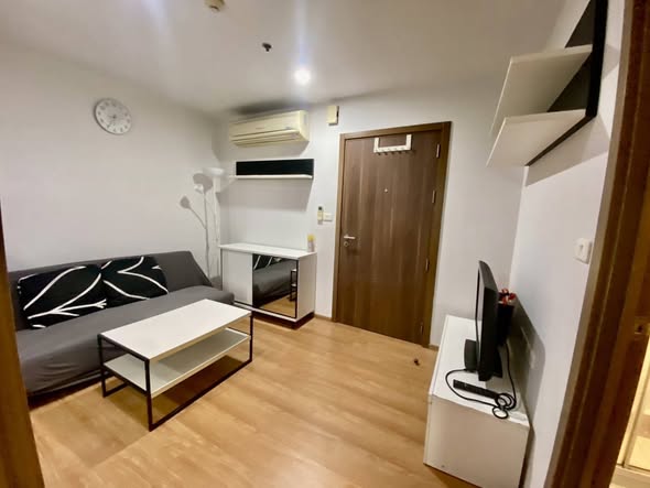 bedroom of THE BASE Sukhumvit 77