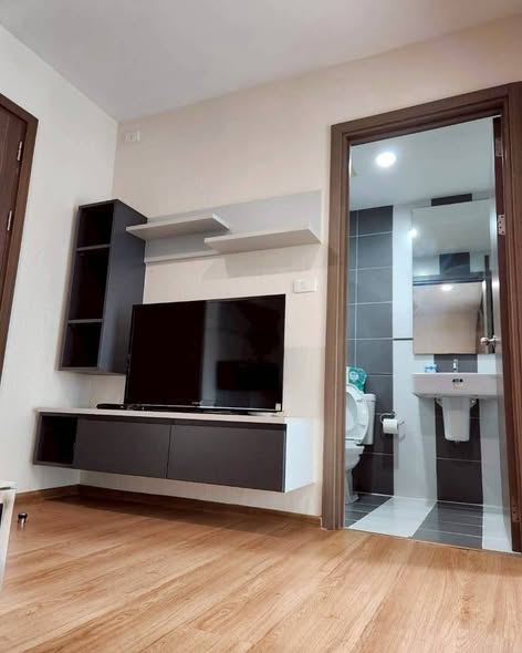 room interior of THE BASE Sukhumvit 77
