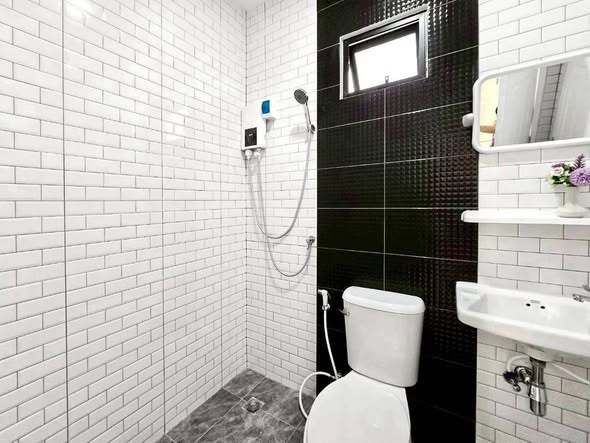 bathroom of The Blisz สาทร – จรัญ35