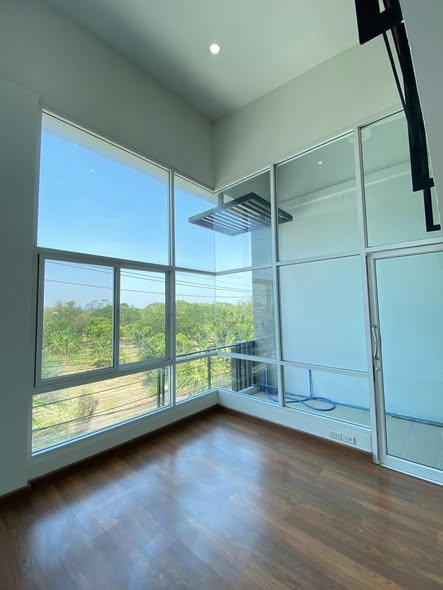 room interior of The Blisz สาทร – จรัญ35