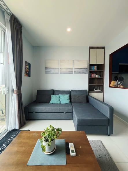 living room of The Bloom Sukhumvit 71