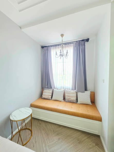 THE CANALE condo by mobius
