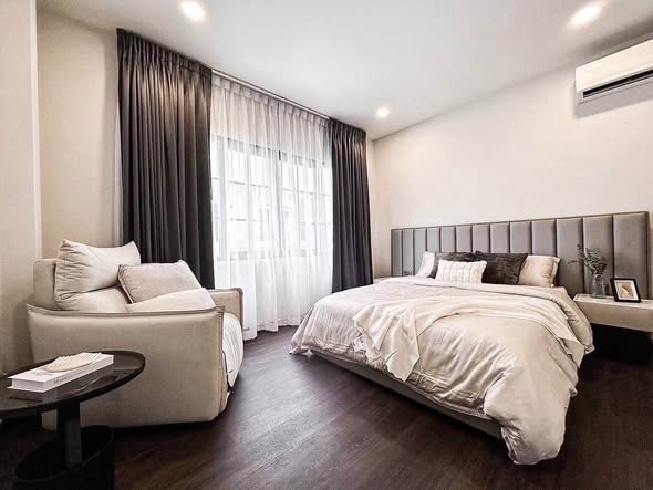 living room and bedroom of THE CITY บางนา2 | THE CITY BANGNA 2 BY AP THAI