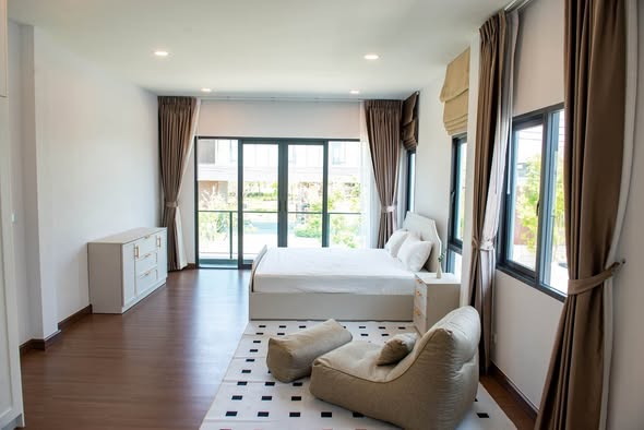 bedroom and room interior of The City Bangna