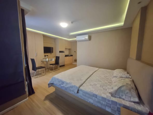 bedroom of The Cloud