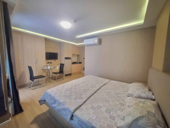bedroom of The Cloud