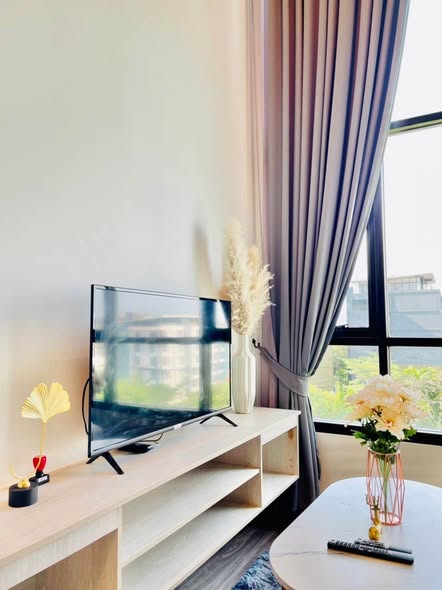 living room and room interior of The Collect Ratchada 32