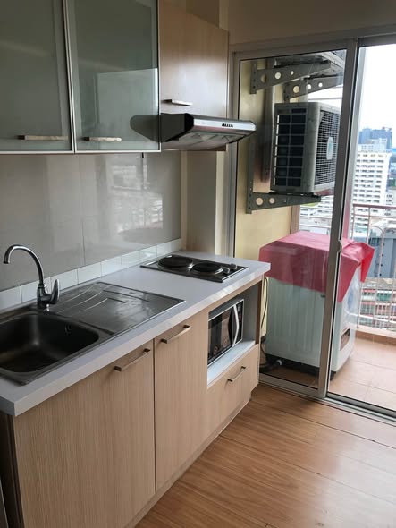 kitchen of The Complete Ratchaprarop