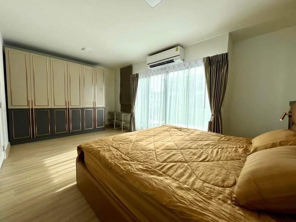 bedroom of The Connect UP 3