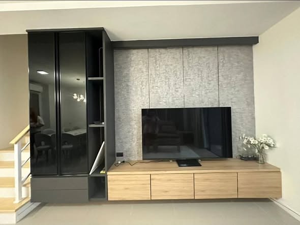 room interior of The Connect UP 3