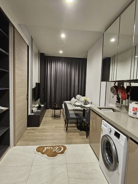 bathroom of The Crest Park Residences