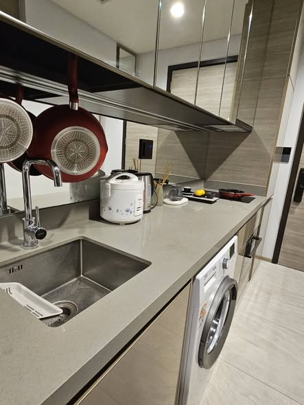 bathroom and kitchen of The Crest Park Residences
