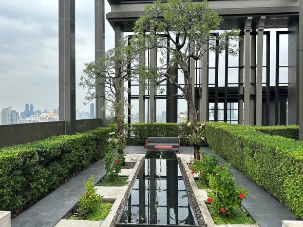 The Crest Sukhumvit 34
