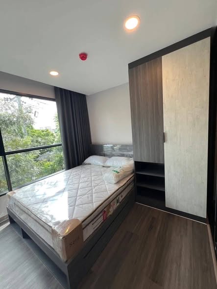 bedroom of The Cube Loft Srinakarin