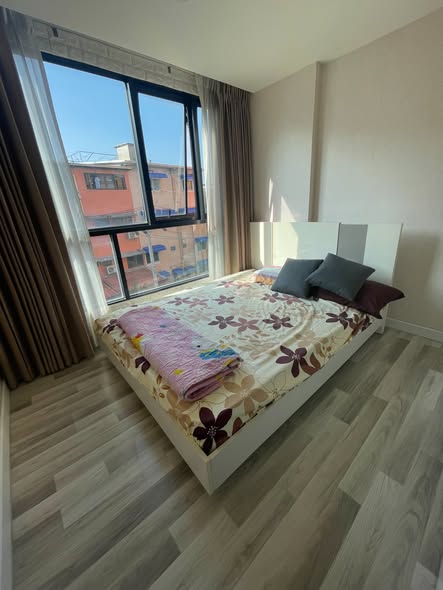 bedroom of The Cube Plus Chaengwattana