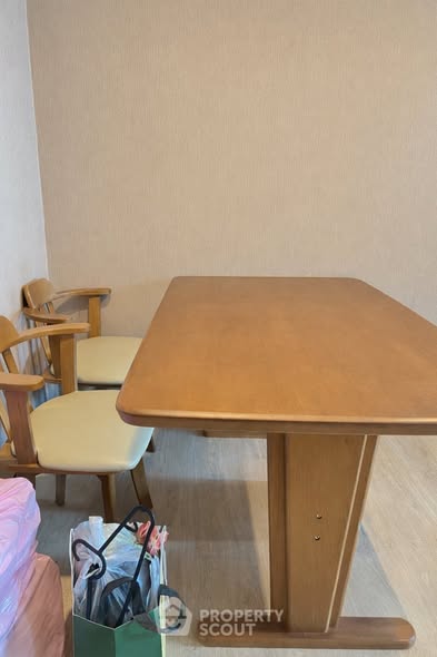 room interior of The Cube Urban Sathon – Chan