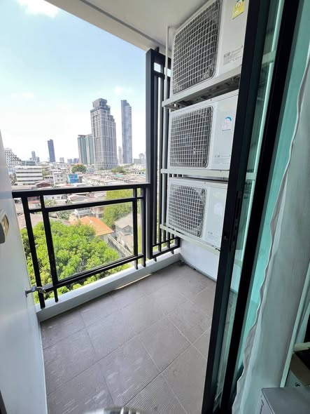 room interior of The Cube Urban Sathon – Chan