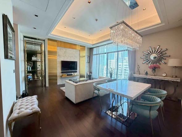 living room and room interior of The Diplomat 39