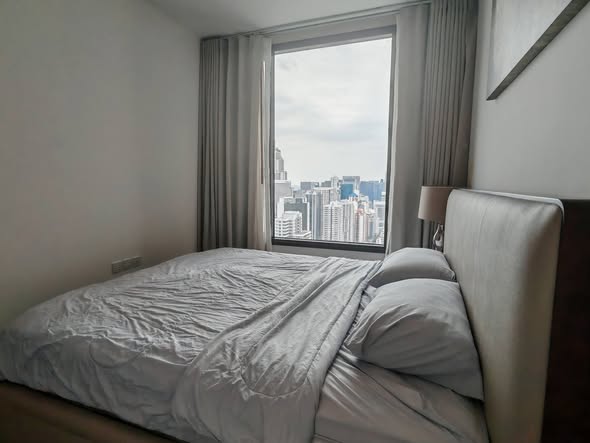 bedroom of The Edge Sukhumvit 23
