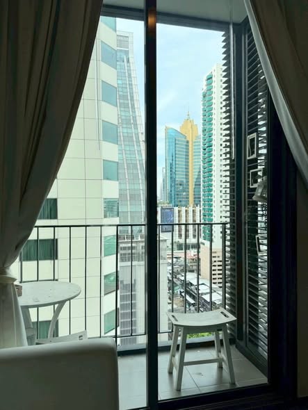 The Edge Sukhumvit 23