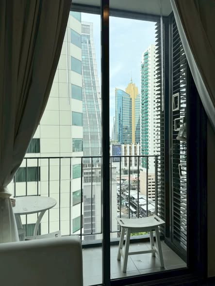 The Edge Sukhumvit 23