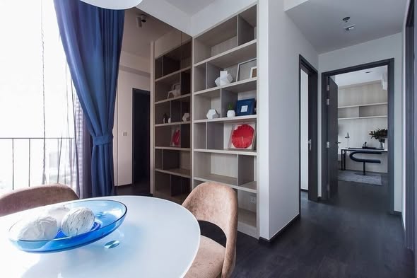 living room of The Edge Sukhumvit 23