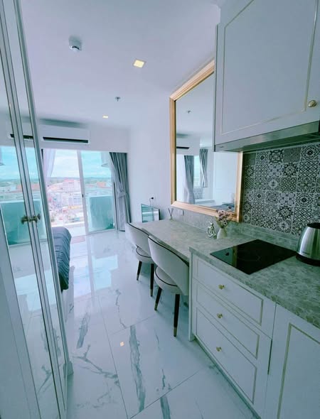bathroom of The Empire Tower Pattaya ดิ เอ็มไพร์ ทาวเวอร์ พัทยา