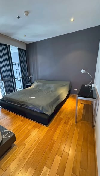 bedroom of The Emporio Place