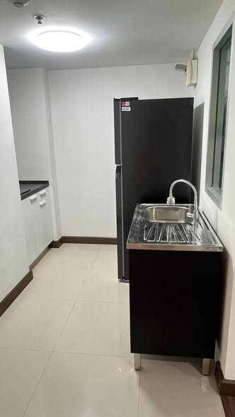 The Escape Condominium – ดิ เอสเคป คอนโดมิเนียม