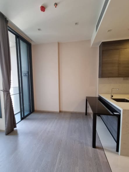 room interior of THE ESSE ASOKE