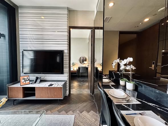 bedroom and living room and room interior of THE ESSE Sukhumvit 36