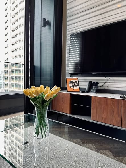 living room and room interior of THE ESSE Sukhumvit 36