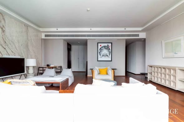 living room and bedroom of The Estelle Phrom Phong