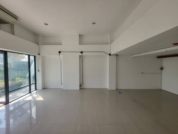 room interior of The Excel KhuKhot (ดิ เอ็กเซล คูคต)