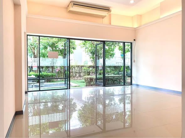 room interior of The Excel KhuKhot (ดิ เอ็กเซล คูคต)