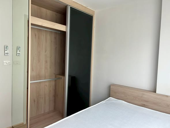 bedroom and room interior of The Excel Ratchada 18