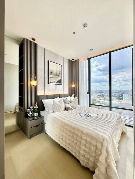 bedroom of THE EXTRO Phayathai-Rangnam
